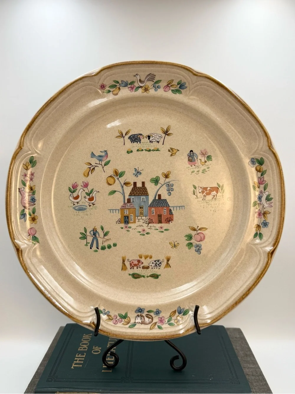 International Heartland Stoneware Round 12” Serving Platter Japan Cottage Core